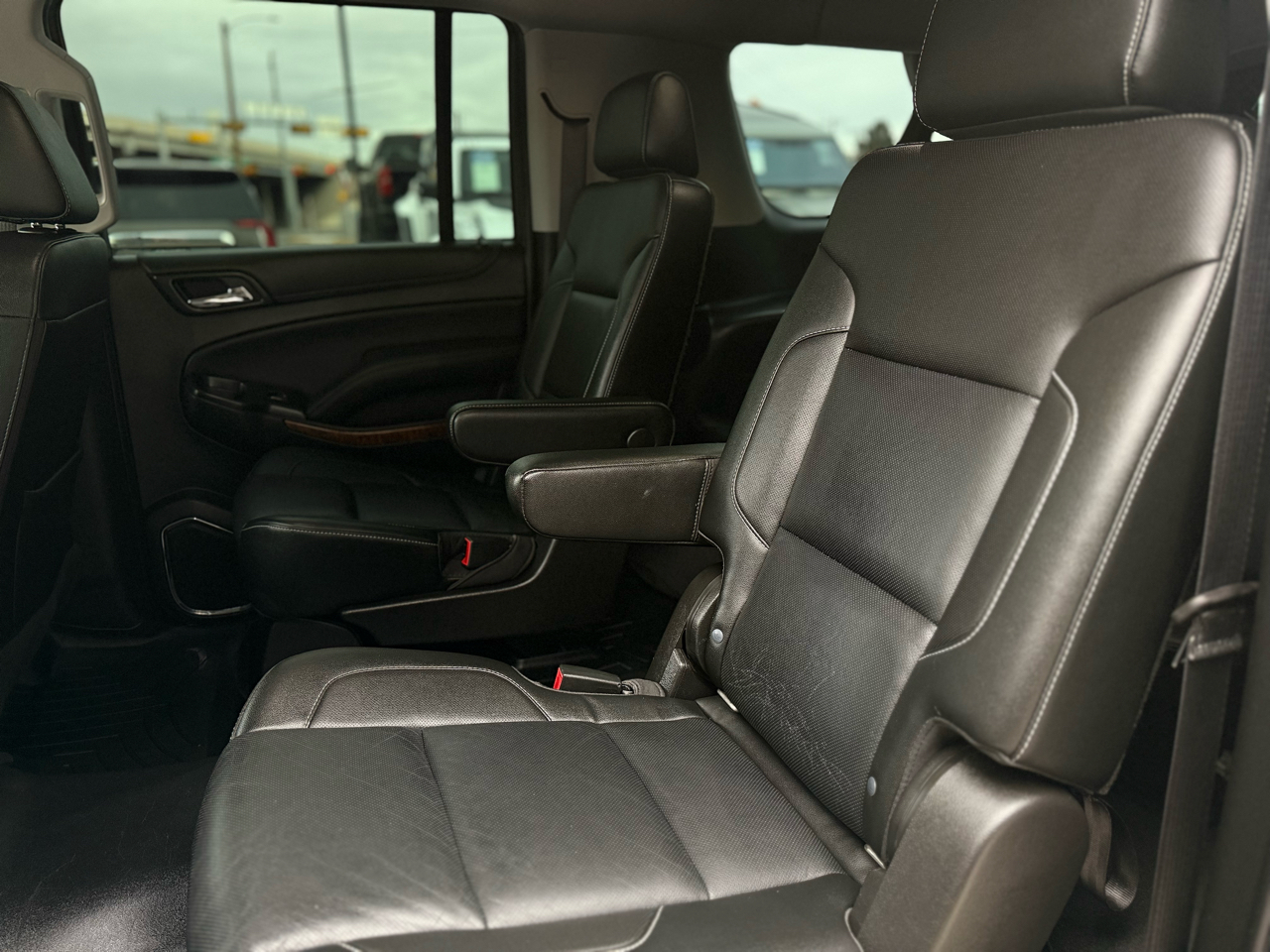 Chevrolet Suburban 2WD 4dr 1500 Premier 2019