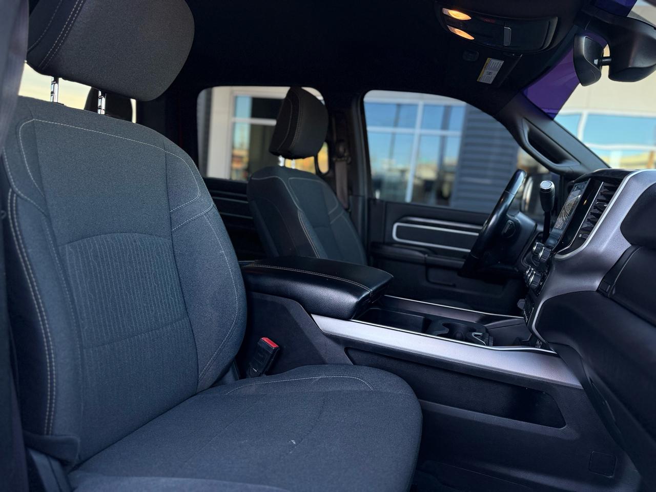 RAM 2500 Lone Star 4x4 Crew Cab 6'4" Box 2022