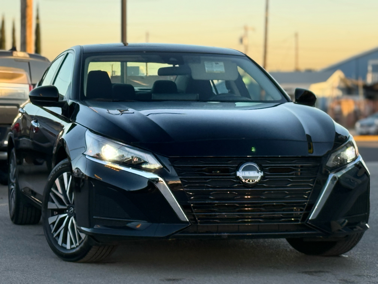 Nissan Altima 2.5 SV AWD Sedan 2024