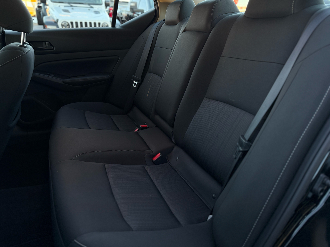 Nissan Altima 2.5 SV AWD Sedan 2024