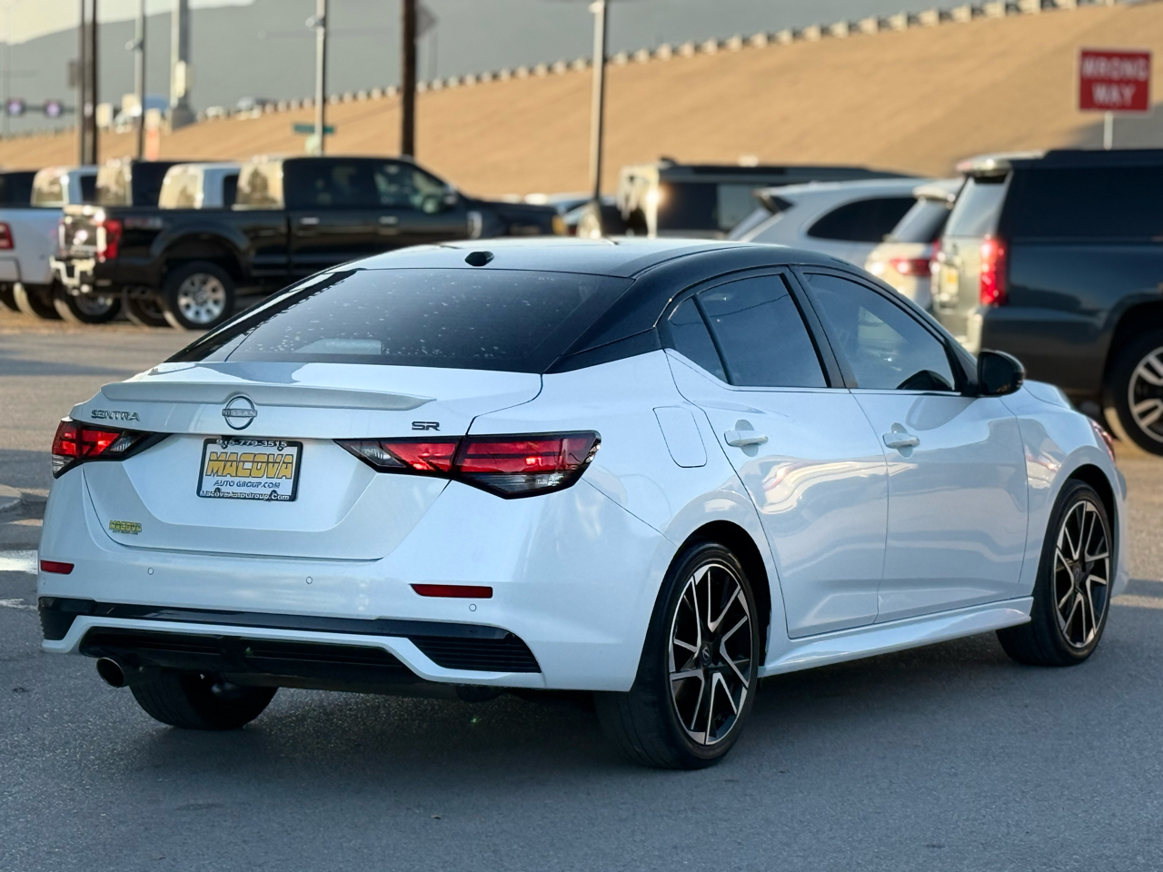 Nissan Sentra SR CVT 2024