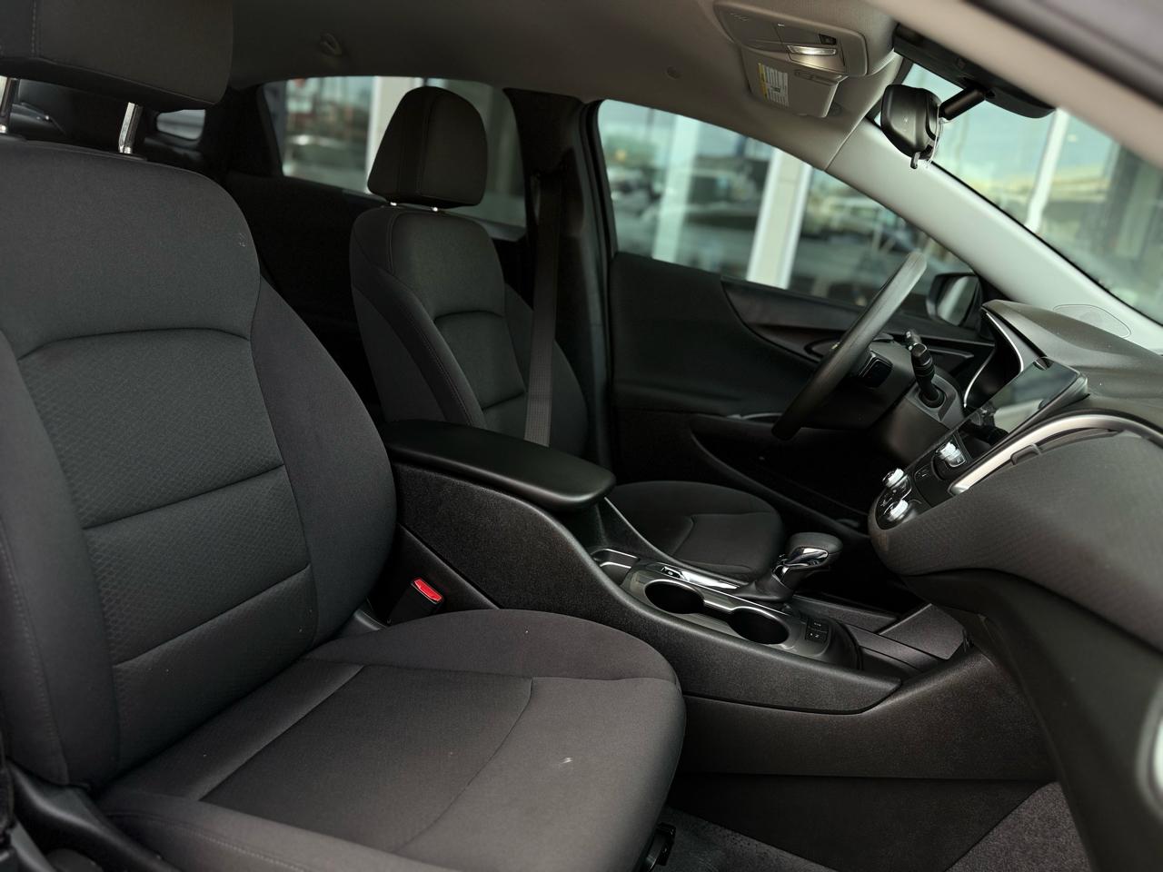 Chevrolet Malibu 4dr Sdn LS w/1LS 2024