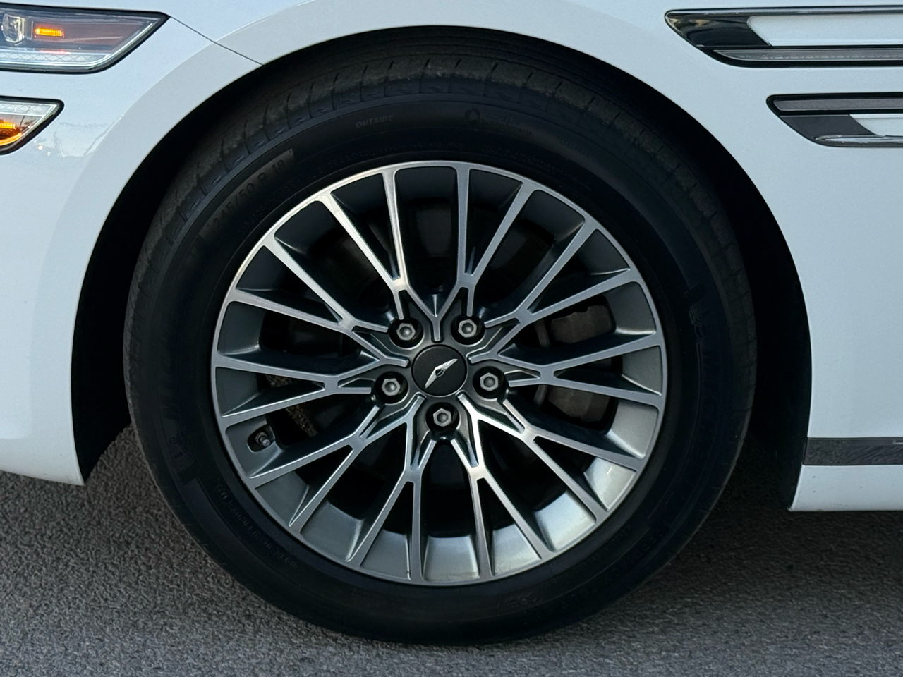 Genesis G80 2.5T AWD 2023