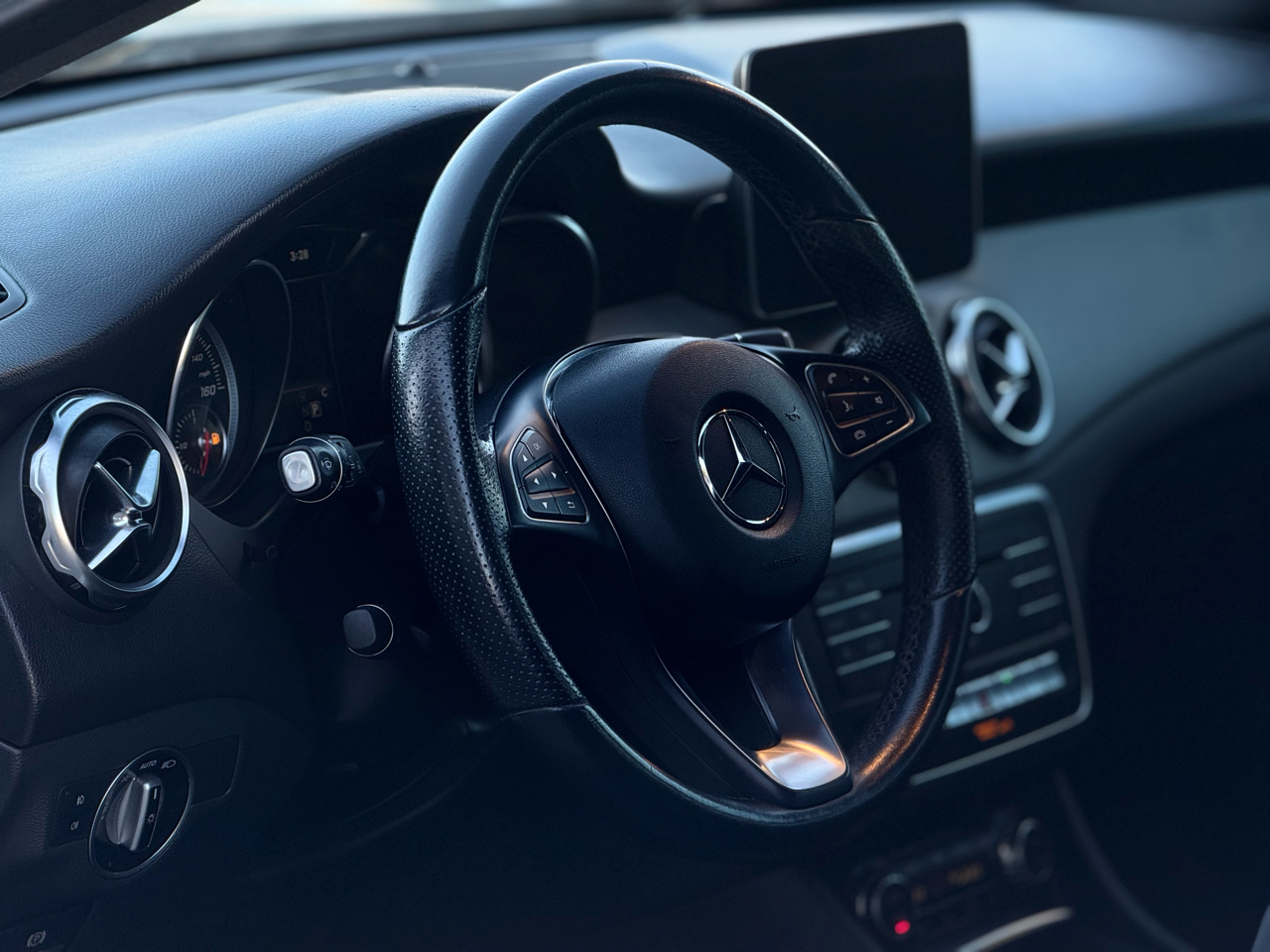 Mercedes-Benz GLA GLA 250 SUV 2019