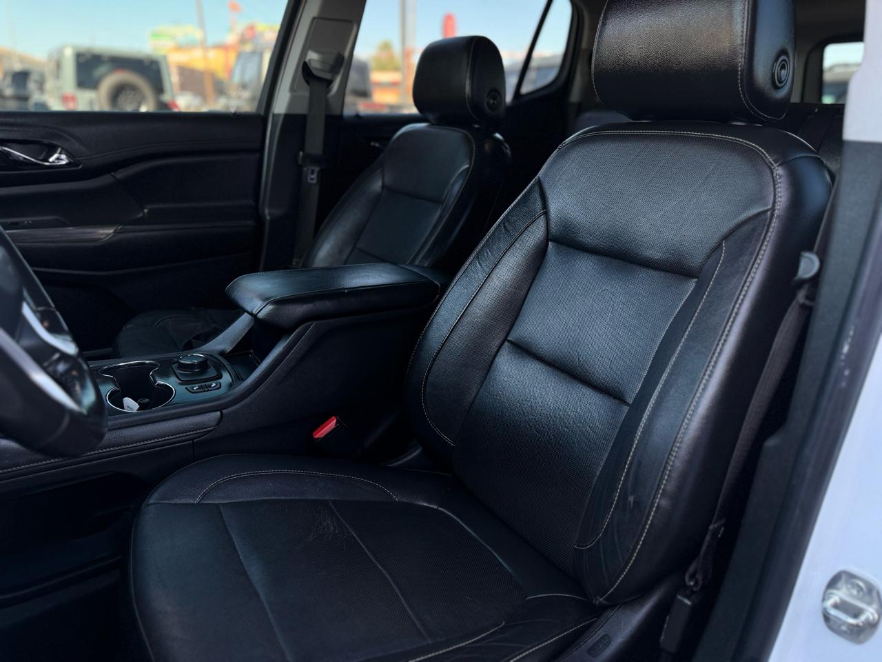 GMC Acadia AWD 4dr SLT 2020
