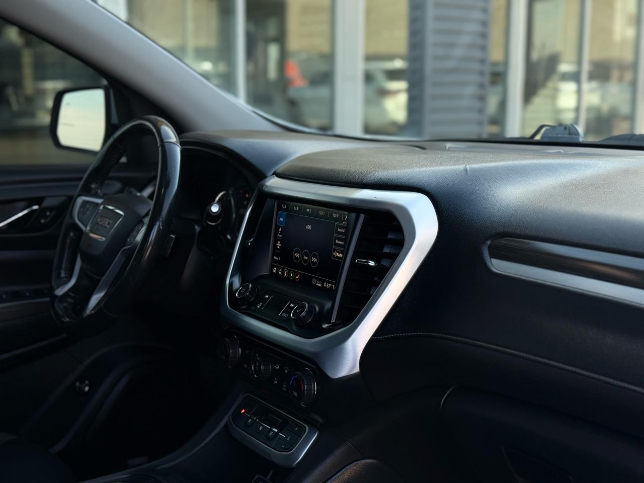 GMC Acadia AWD 4dr SLT 2020