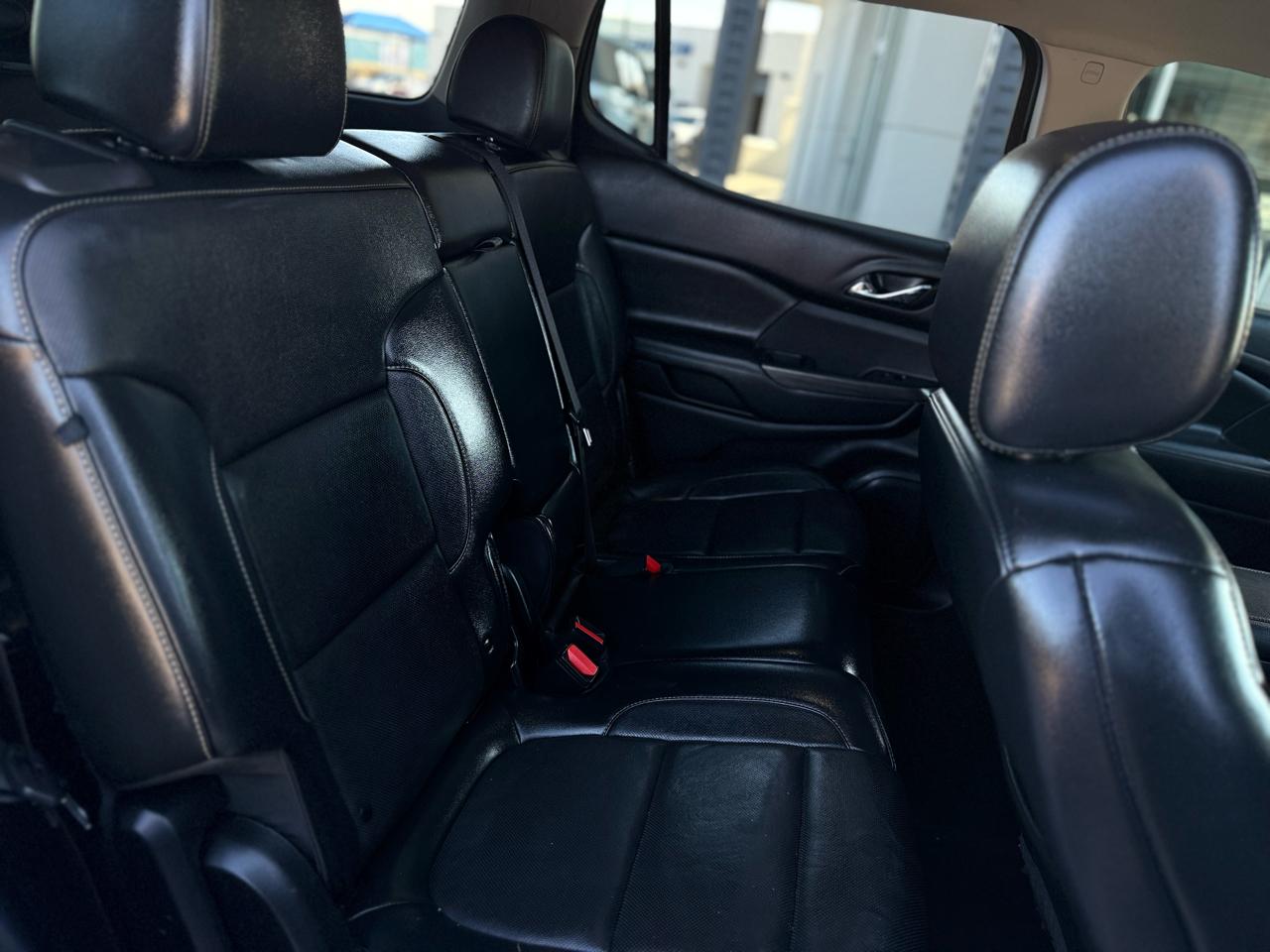 GMC Acadia AWD 4dr SLT 2020