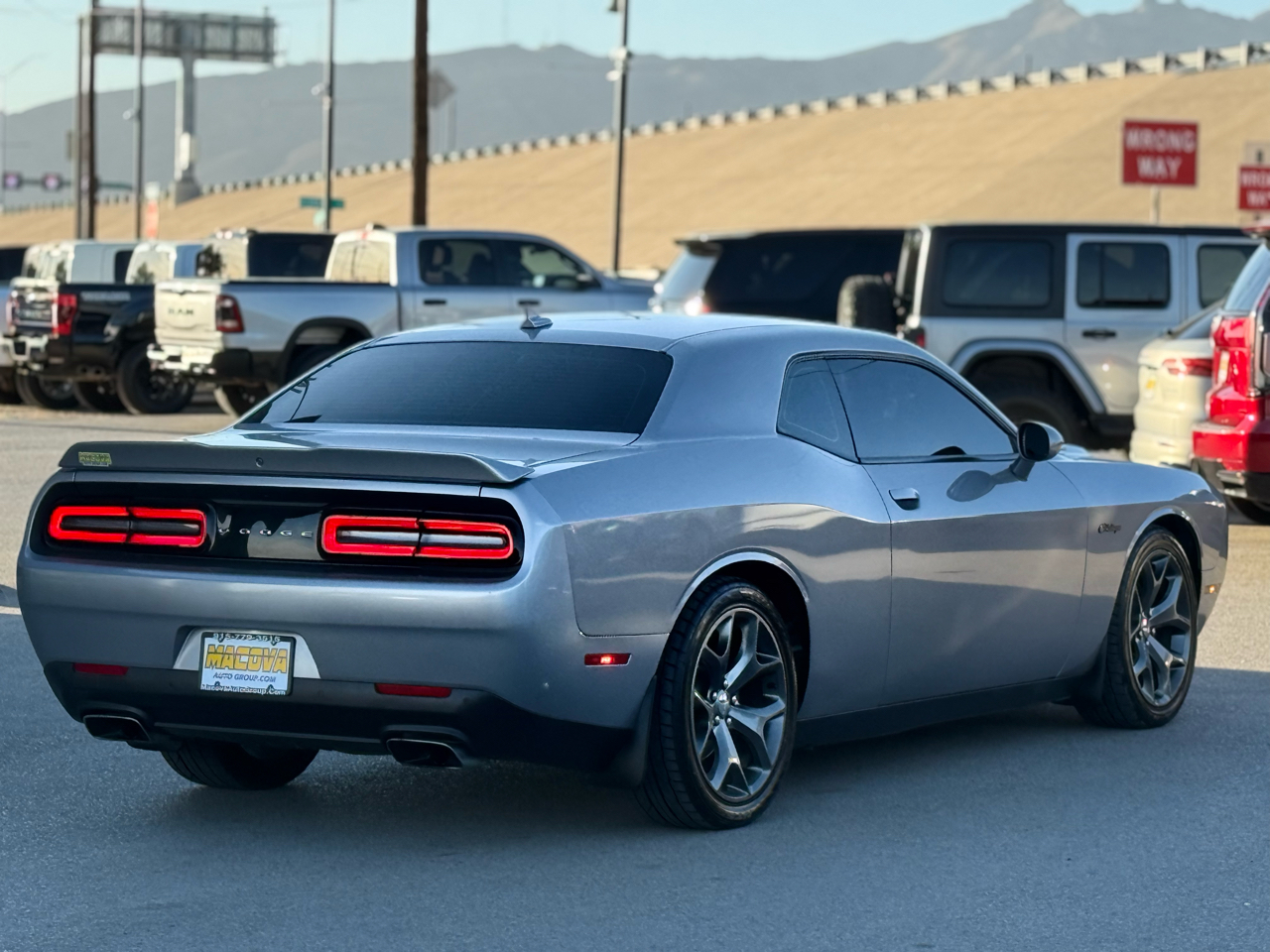 Dodge Challenger 2dr Cpe R/T Plus 2015