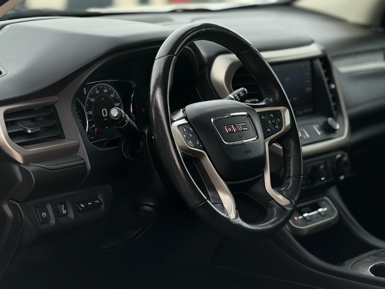 GMC Acadia AWD 4dr Denali 2020