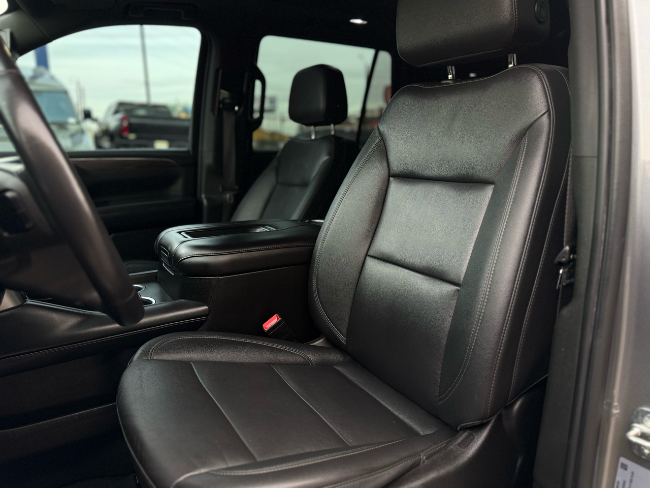 Chevrolet Tahoe 4WD 4dr Z71 2022