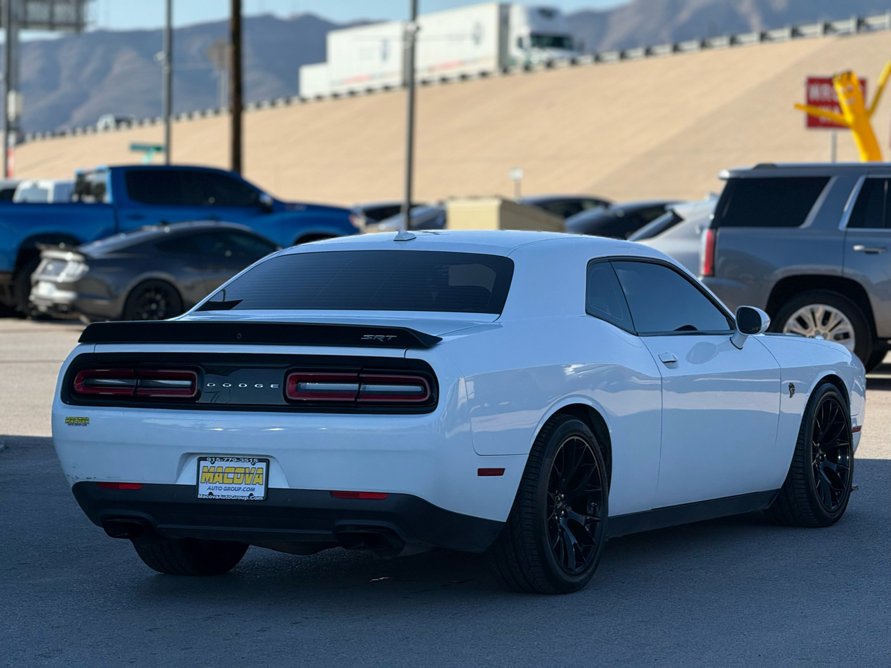 Dodge Challenger 2dr Cpe SRT Hellcat 2015