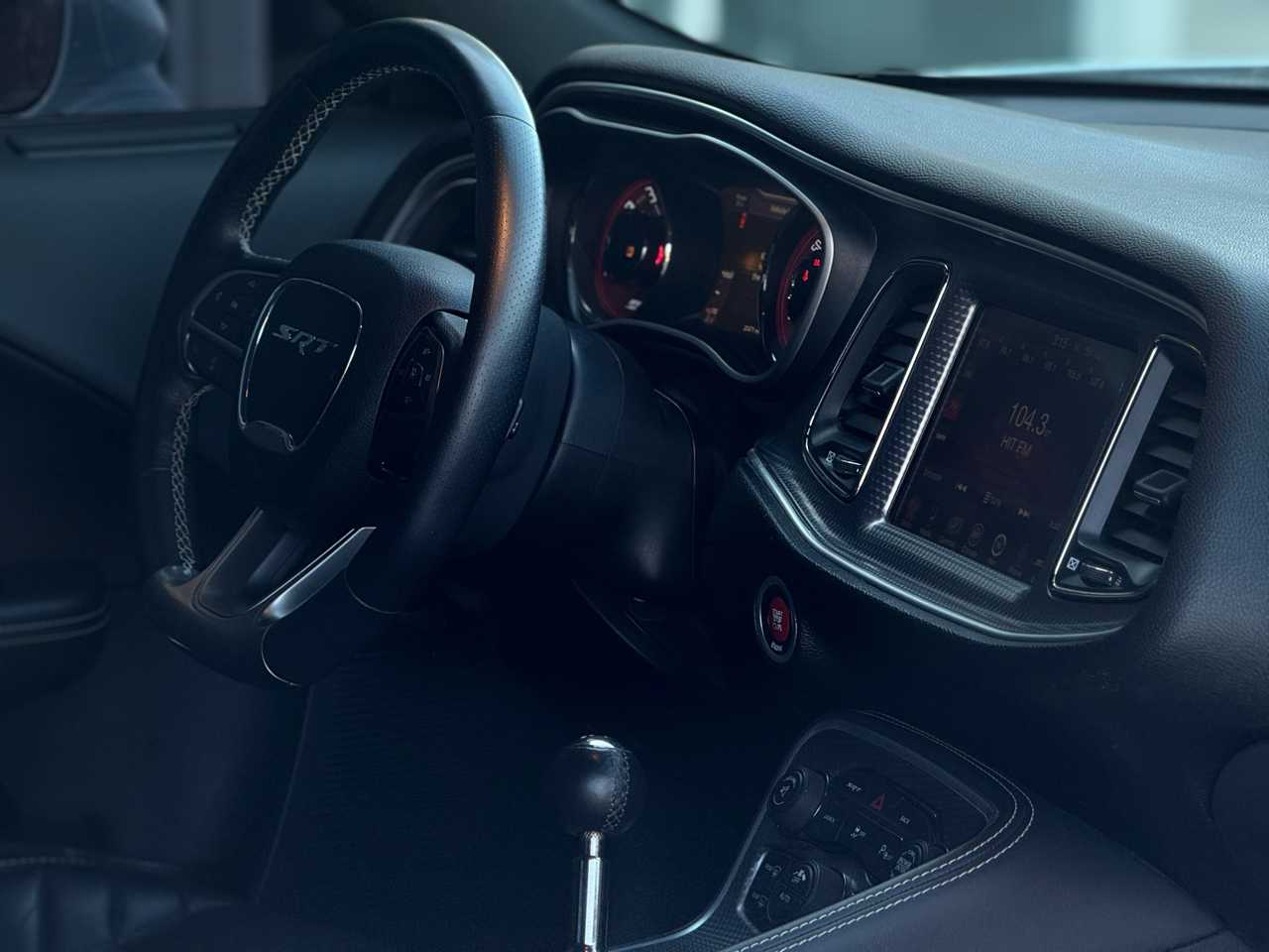 Dodge Challenger 2dr Cpe SRT Hellcat 2015