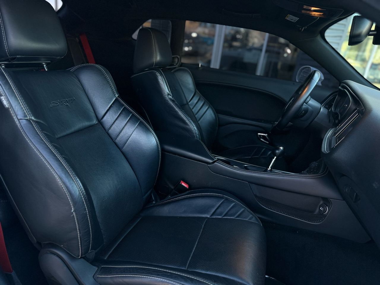 Dodge Challenger 2dr Cpe SRT Hellcat 2015