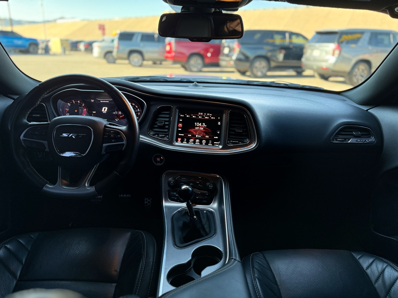 Dodge Challenger 2dr Cpe SRT Hellcat 2015