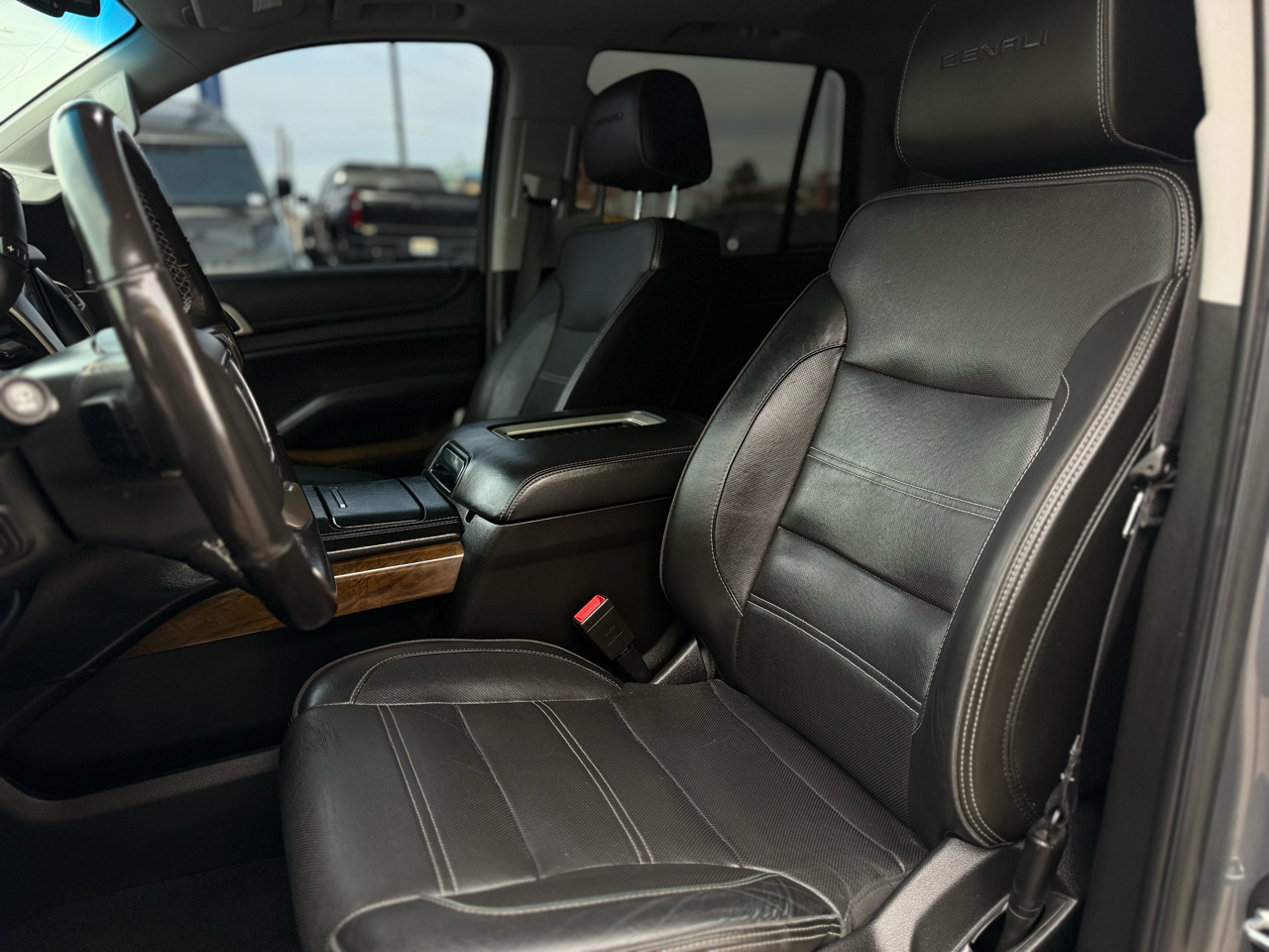 GMC Yukon 4WD 4dr Denali 2018