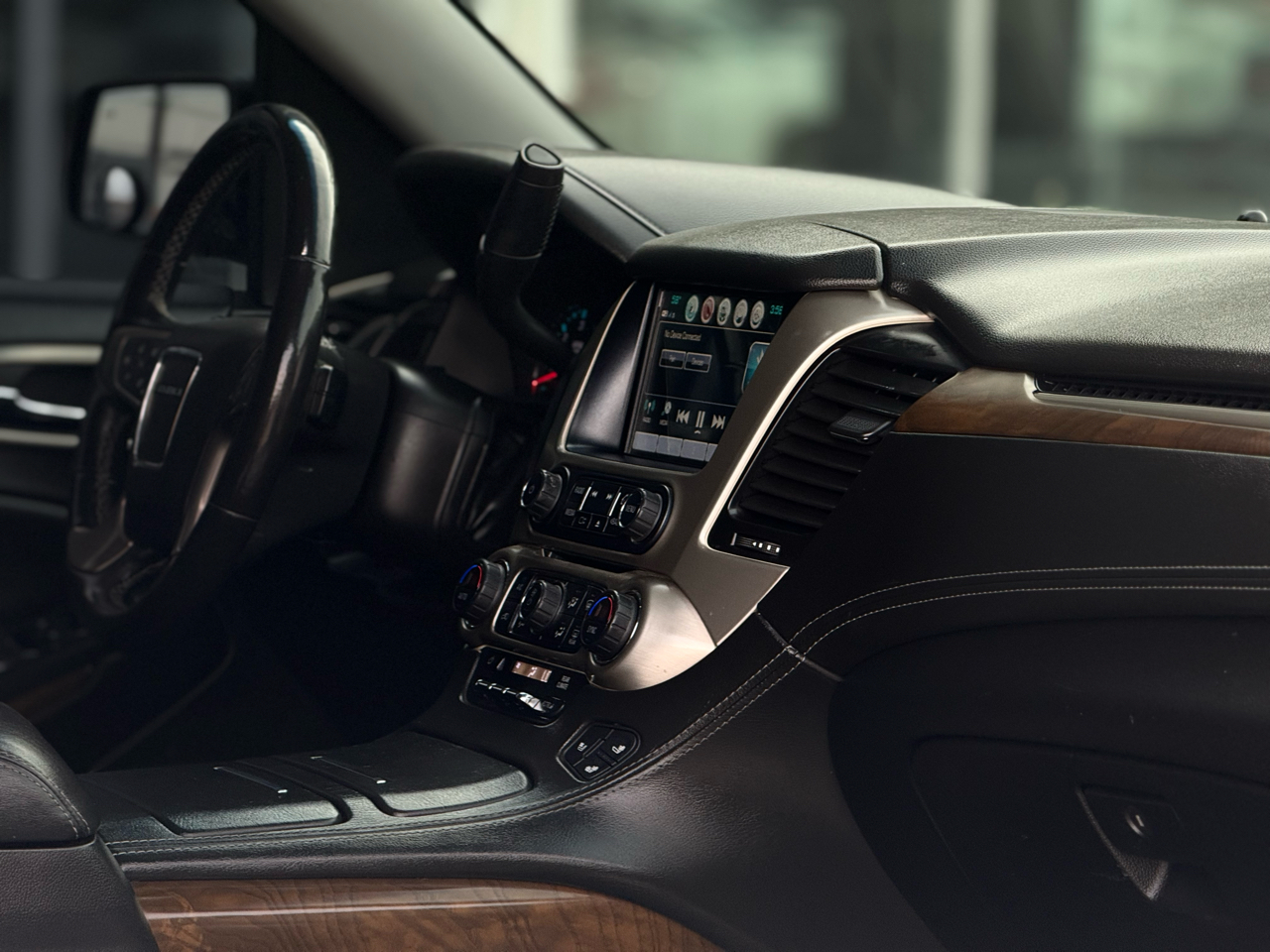 GMC Yukon 4WD 4dr Denali 2018