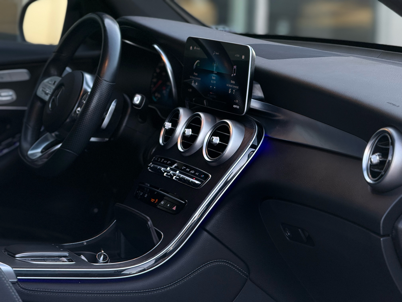 Mercedes-Benz GLC GLC 300 SUV 2022