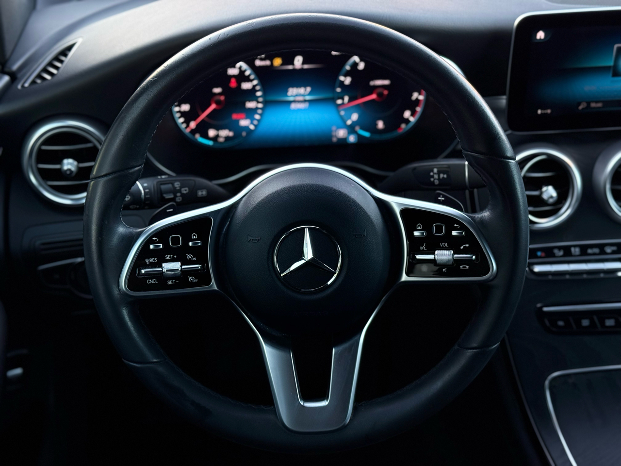 Mercedes-Benz GLC GLC 300 SUV 2020