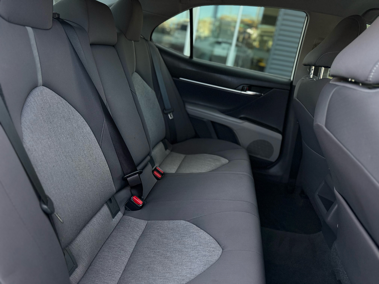 Toyota Camry LE Auto (Natl) 2021