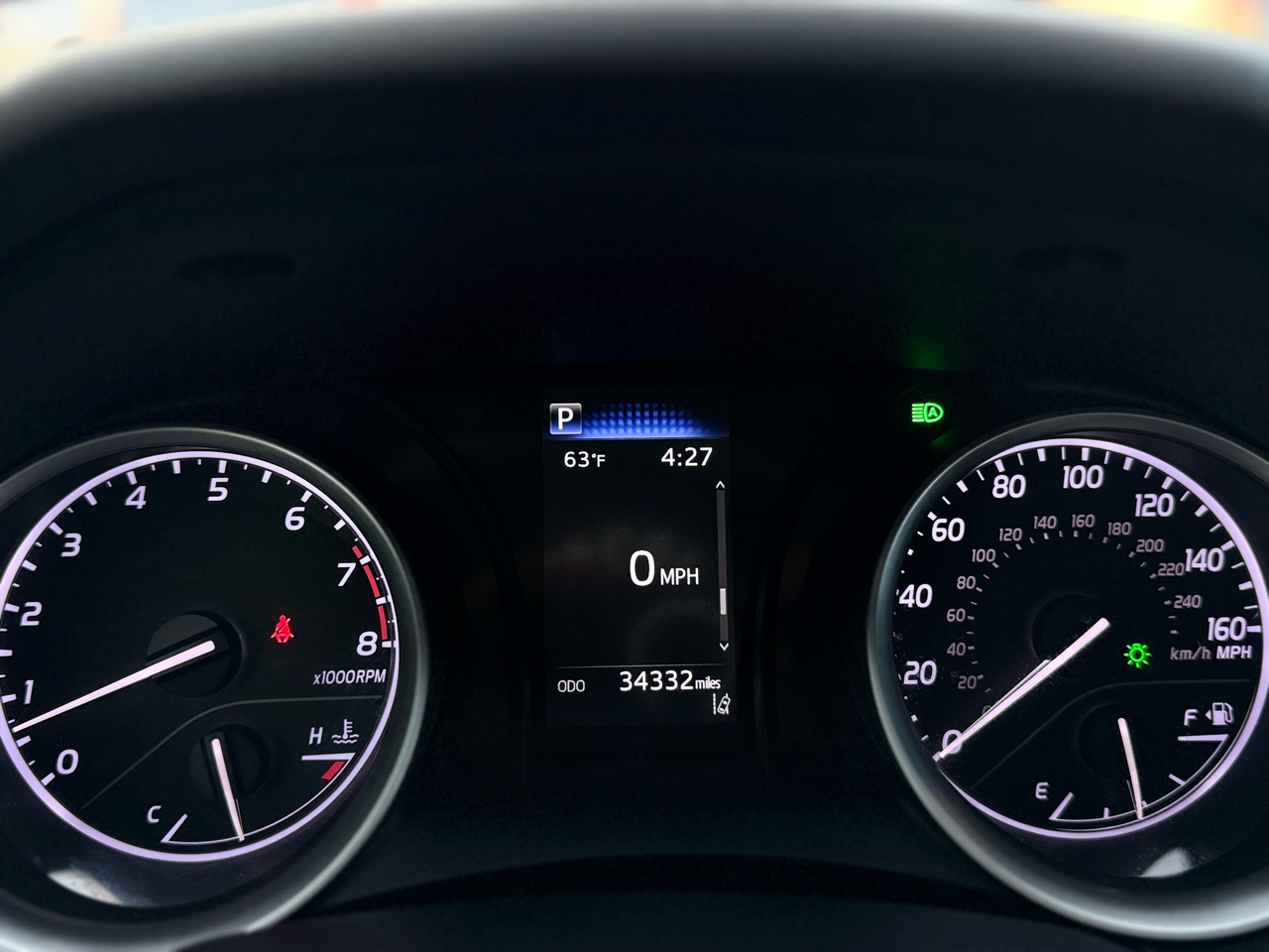 Toyota Camry LE Auto (Natl) 2021