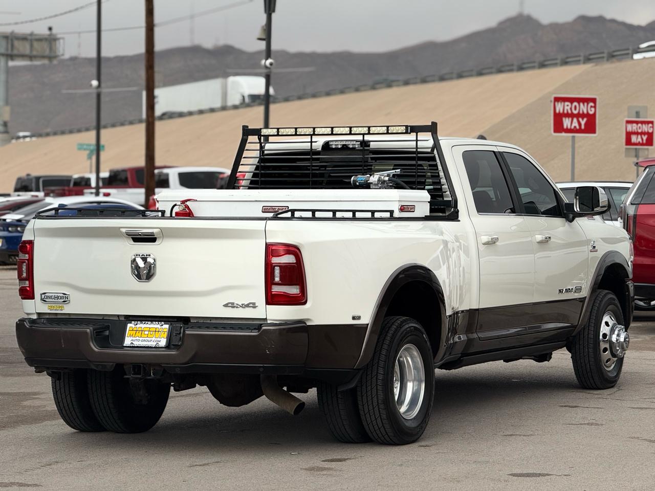 RAM 3500 Longhorn 4x4 Crew Cab 8' Box 2020