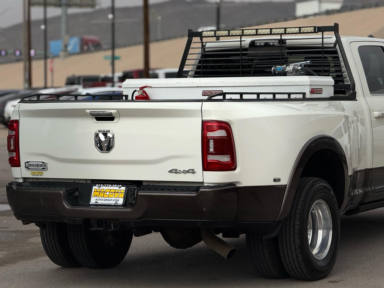 RAM 3500 Longhorn 4x4 Crew Cab 8' Box 2020