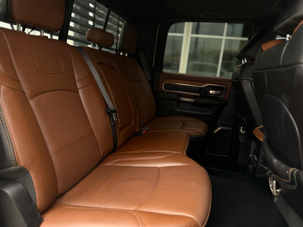 RAM 3500 Longhorn 4x4 Crew Cab 8' Box 2020