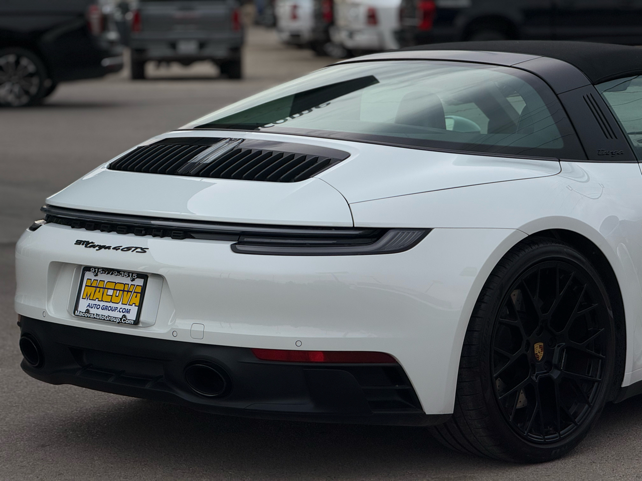 Porsche 911 Targa Edition 50 Years Porsche Design 2024