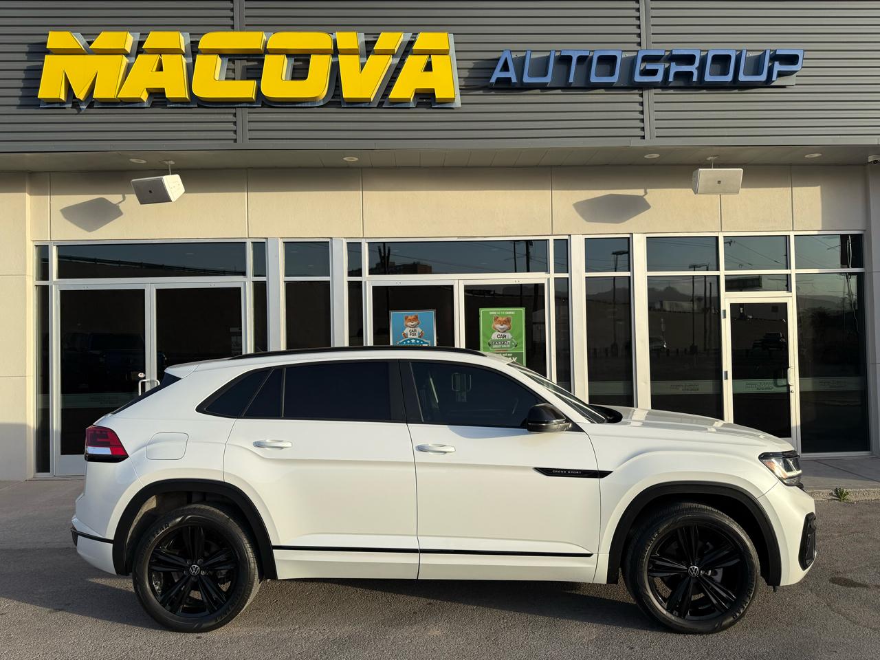 2023 Volkswagen Atlas Cross Sport 2.0T SEL R-Line Black 4MOTION