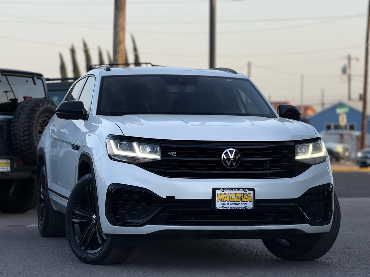 Volkswagen Atlas Cross Sport 2.0T SEL R-Line Black 4MOTION 2023