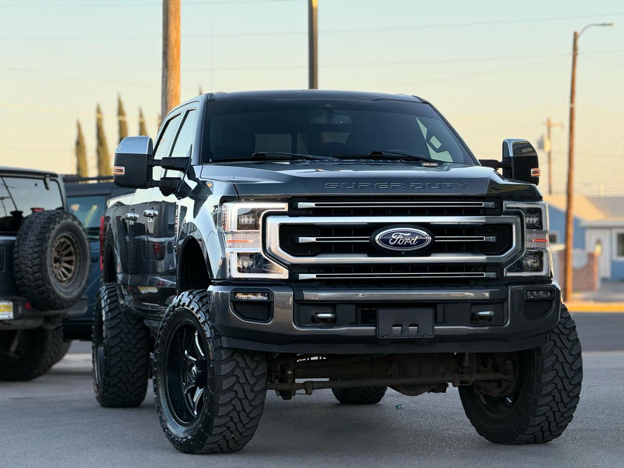 Ford Super Duty F-250 SRW Platinum 4WD Crew Cab 8' Box 2020