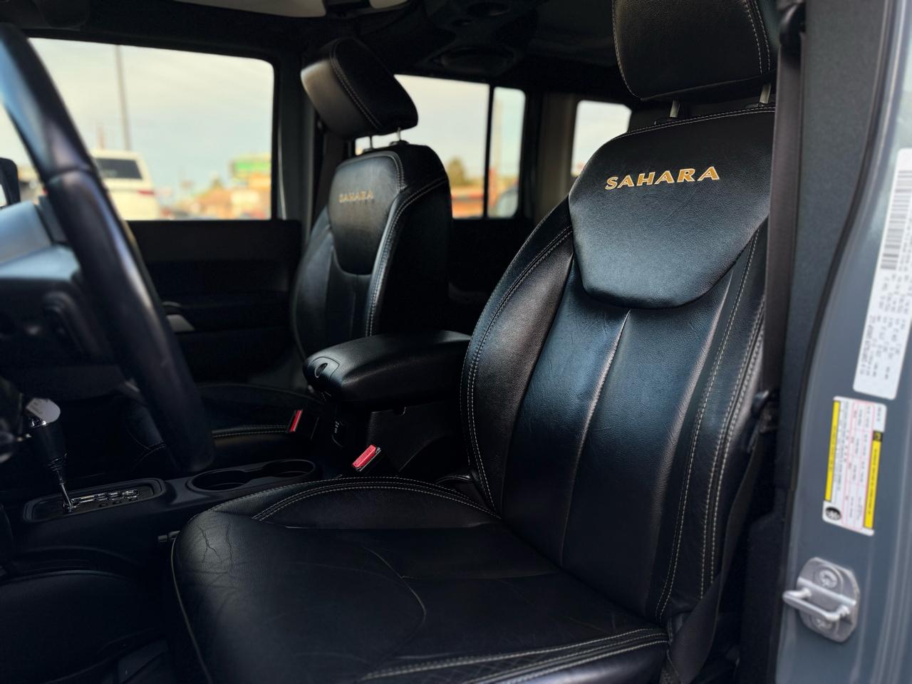 Jeep Wrangler Unlimited 4WD 4dr Sahara 2014