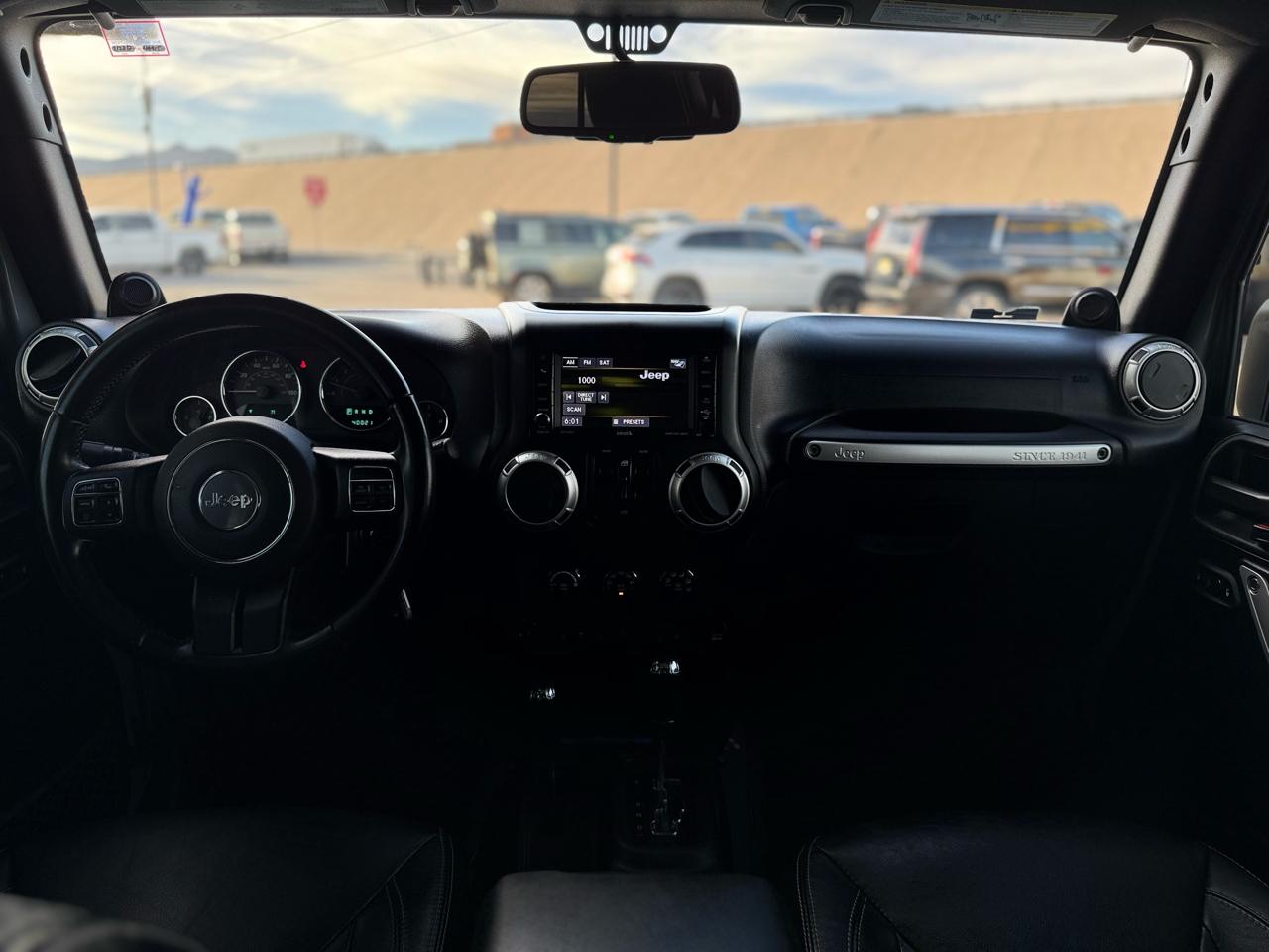 Jeep Wrangler Unlimited 4WD 4dr Sahara 2014