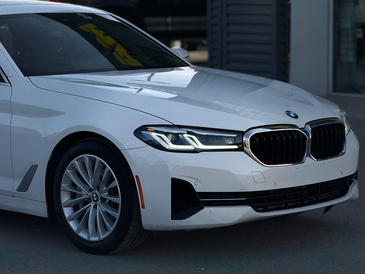 BMW 5 Series 530i Sedan 2021