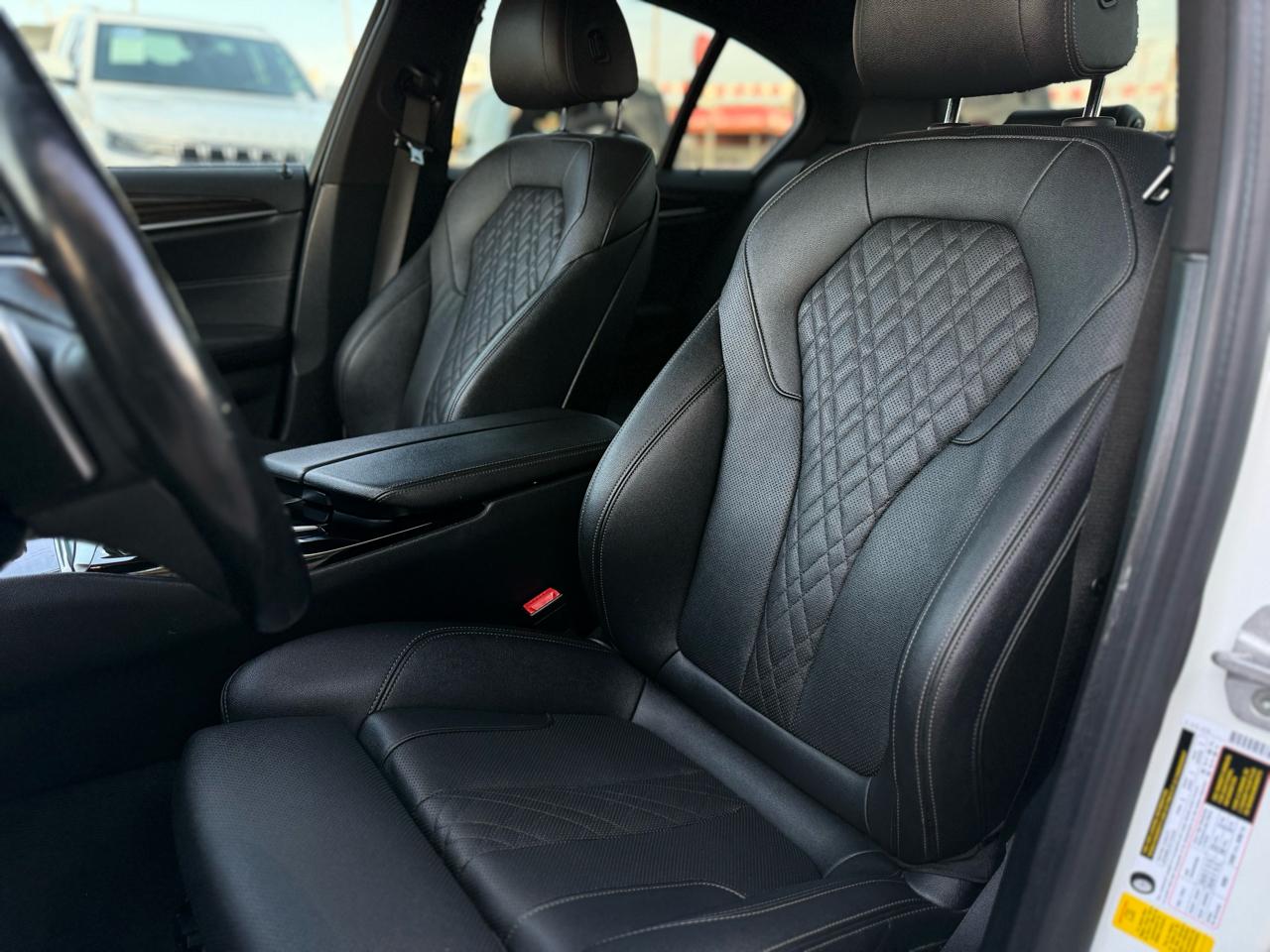 BMW 5 Series 530i Sedan 2021