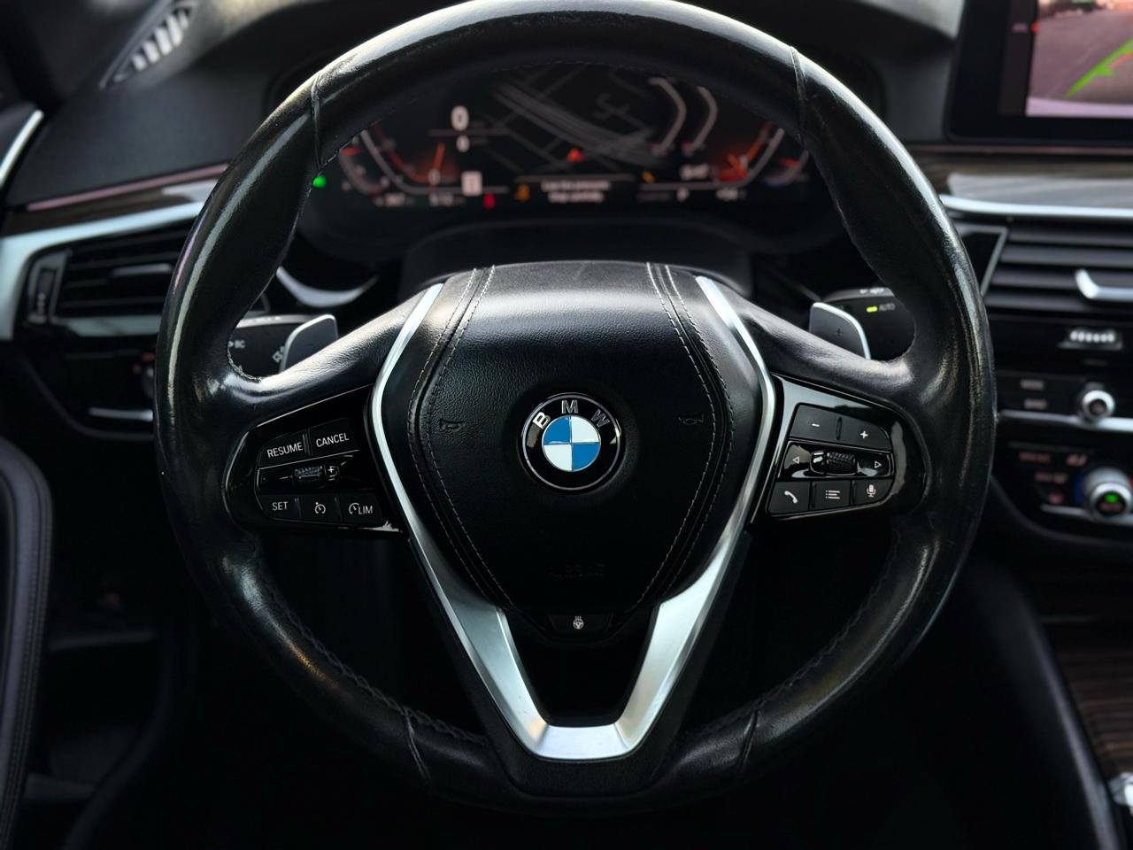 BMW 5 Series 530i Sedan 2021