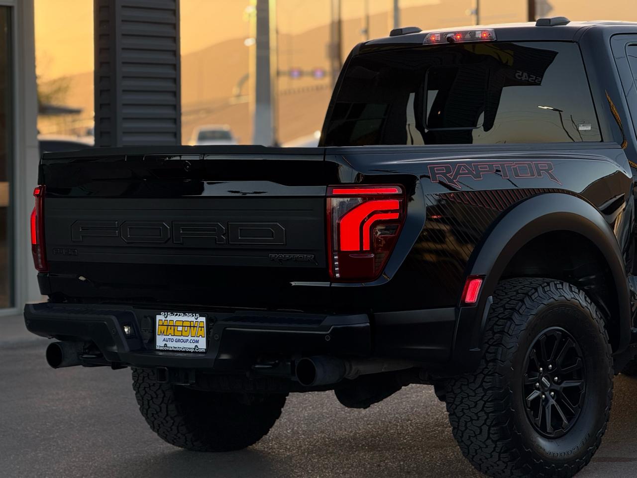 Ford F-150 Raptor 4WD SuperCrew 5.5' Box 2025