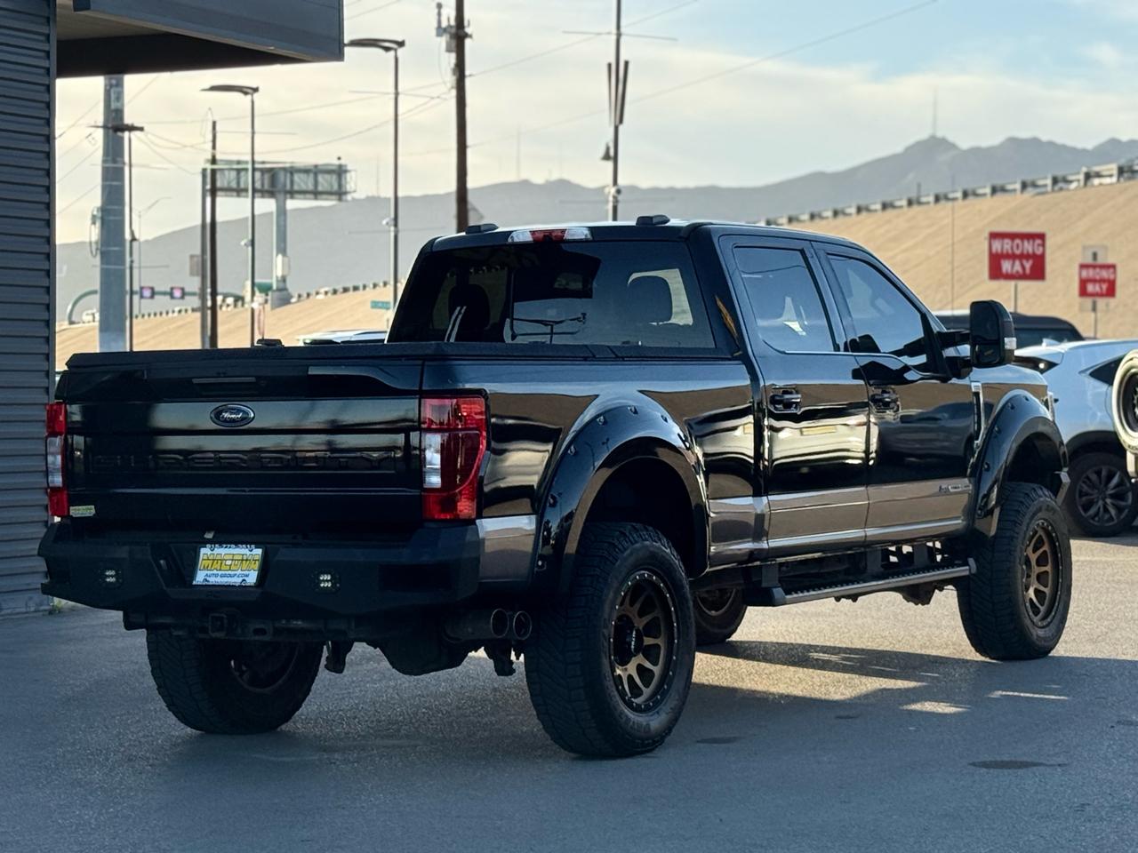 Ford Super Duty F-250 SRW King Ranch 4WD Crew Cab 8' Box 2021