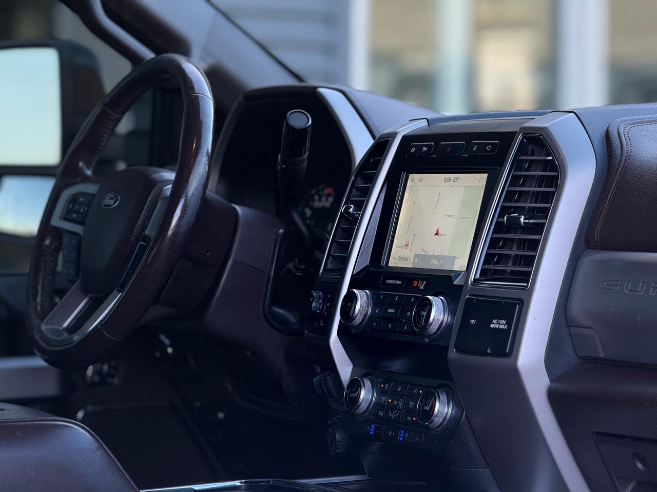 Ford Super Duty F-250 SRW King Ranch 4WD Crew Cab 8' Box 2021