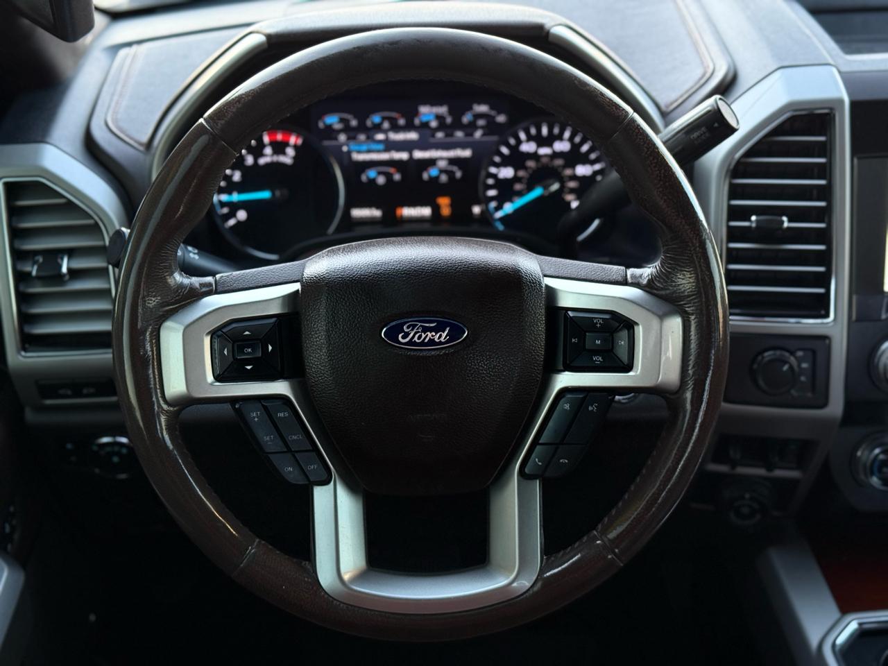 Ford Super Duty F-250 SRW King Ranch 4WD Crew Cab 8' Box 2021