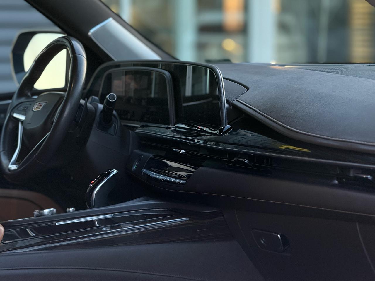 Cadillac Escalade 4WD 4dr Sport 2021