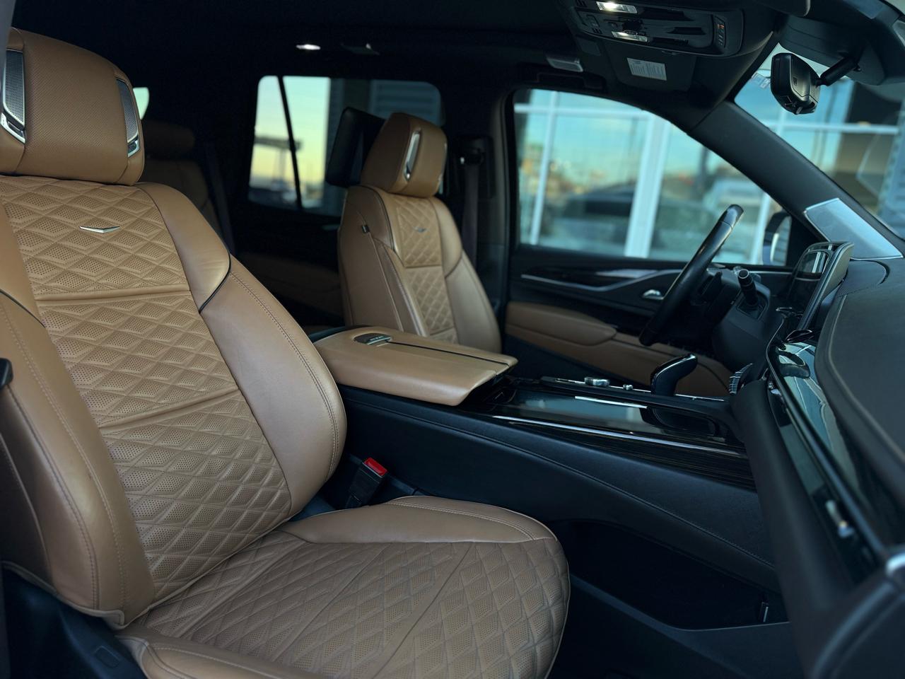 Cadillac Escalade 4WD 4dr Sport 2021