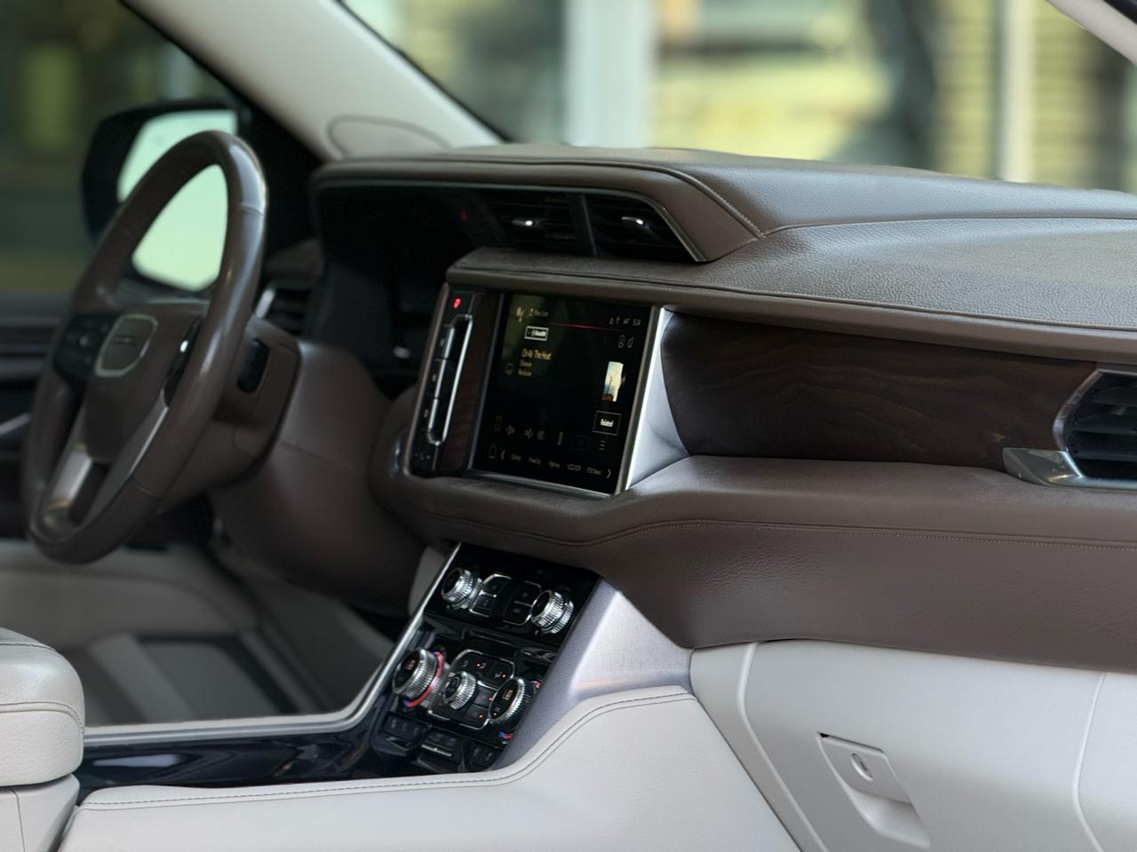 GMC Yukon 4WD 4dr Denali 2022