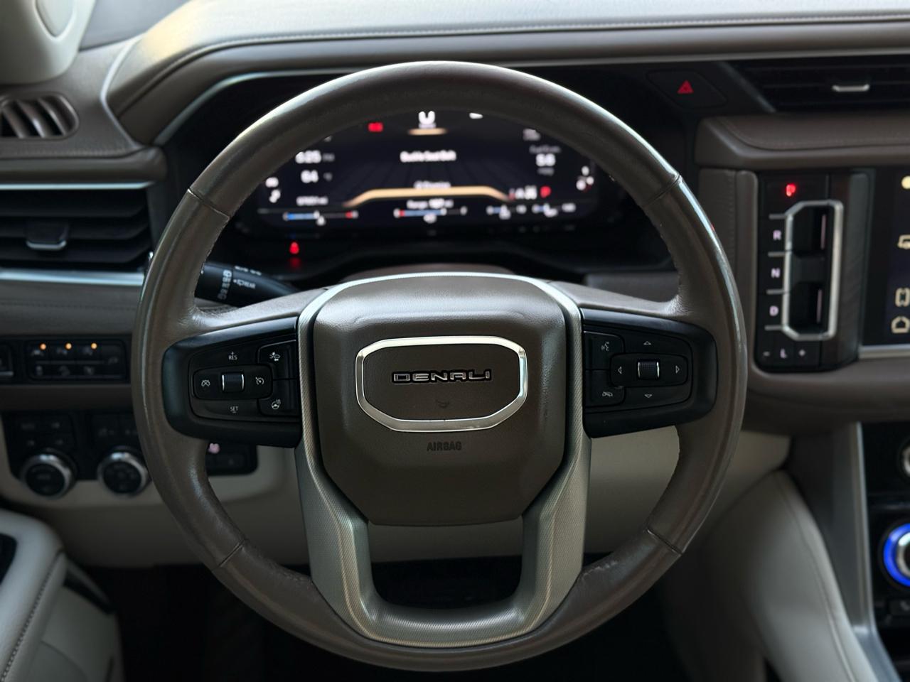 GMC Yukon 4WD 4dr Denali 2022