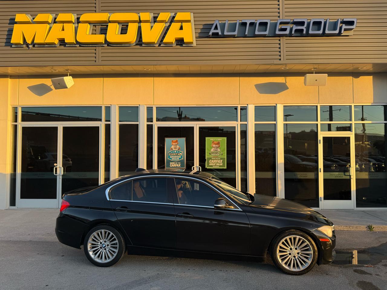 2012 BMW 3 Series 4dr Sdn 328i RWD SULEV