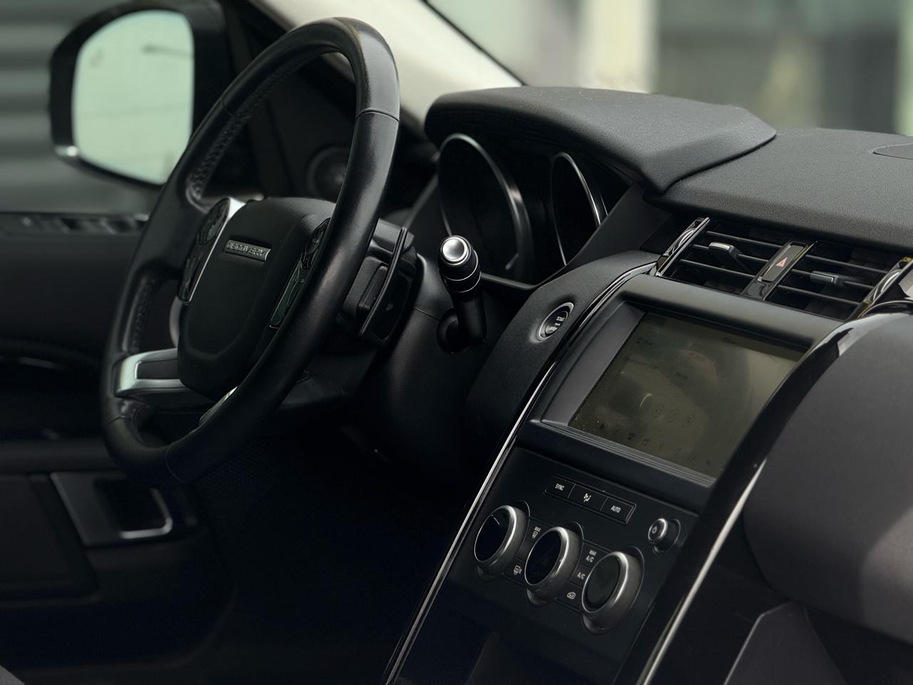 Land Rover Discovery SE V6 Supercharged 2020
