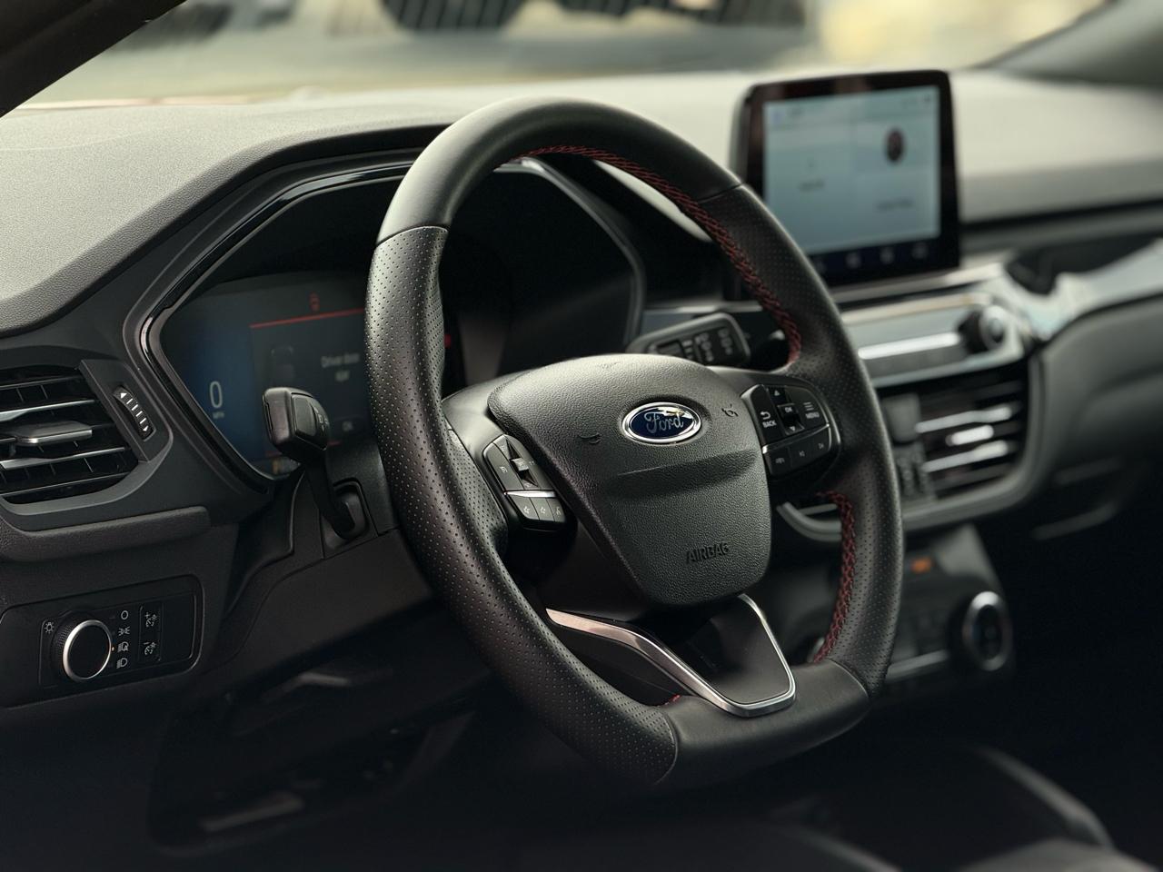 Ford Escape ST-Line AWD 2025