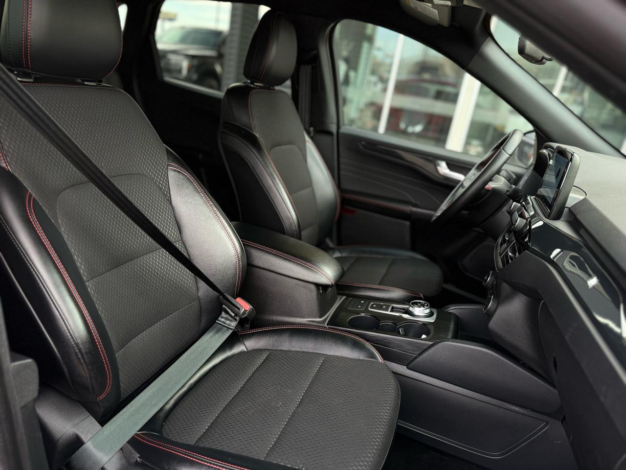 Ford Escape ST-Line AWD 2025