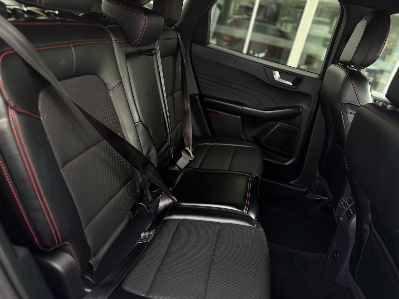 Ford Escape ST-Line AWD 2025