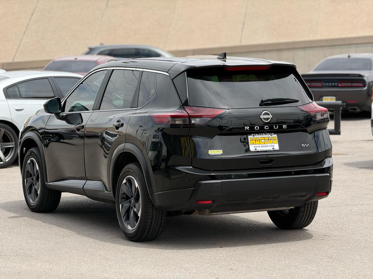 Nissan Rogue FWD SV 2024